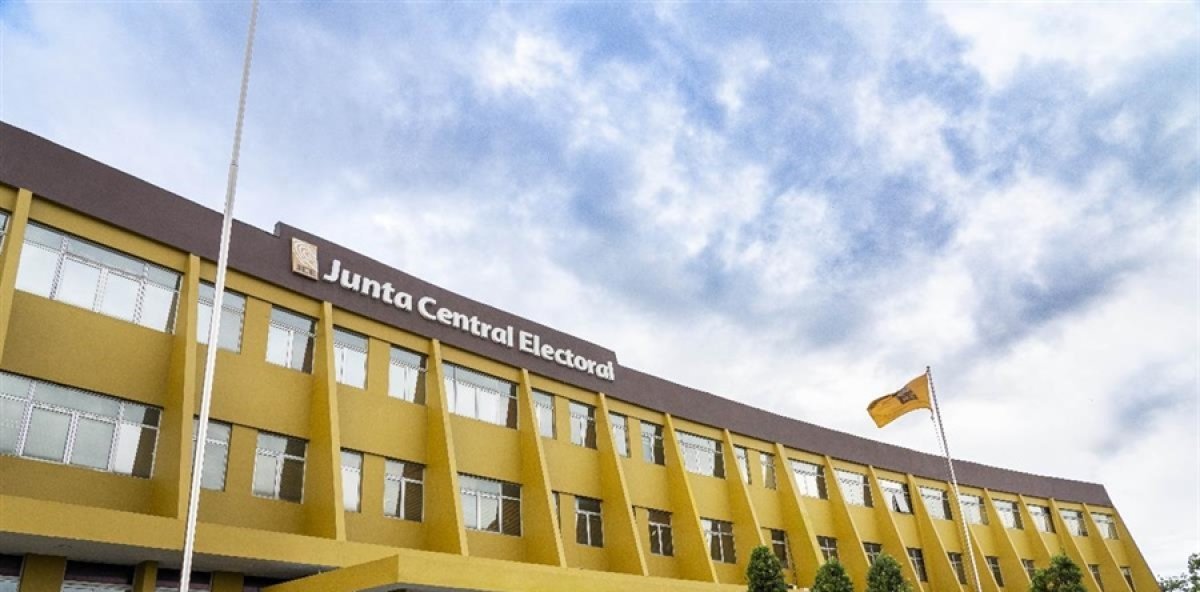 JCE habilitará centro de cedulación en la UASD para facilitar renovación de documentos